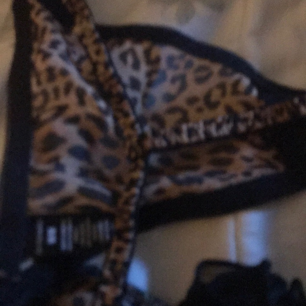 Lingerie - Picture 5 of 5